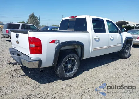 2009 Chevrolet Silverado 1500 Ltz z USA, uszkodzony, nr VIN 3GCEK33349G145199